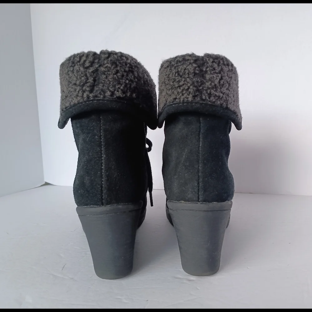 🖤 White Mountain Black Suede Leather Wedge Heels Ankle Boots Wool Laces 6.5